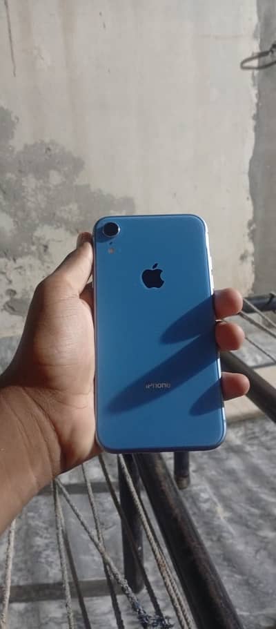 Apple iPhone XR