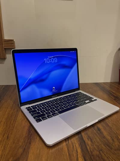 MacBook Pro 2020 13" | Core i5 | 16GB | 512GB | 4 Thunderbolt Ports