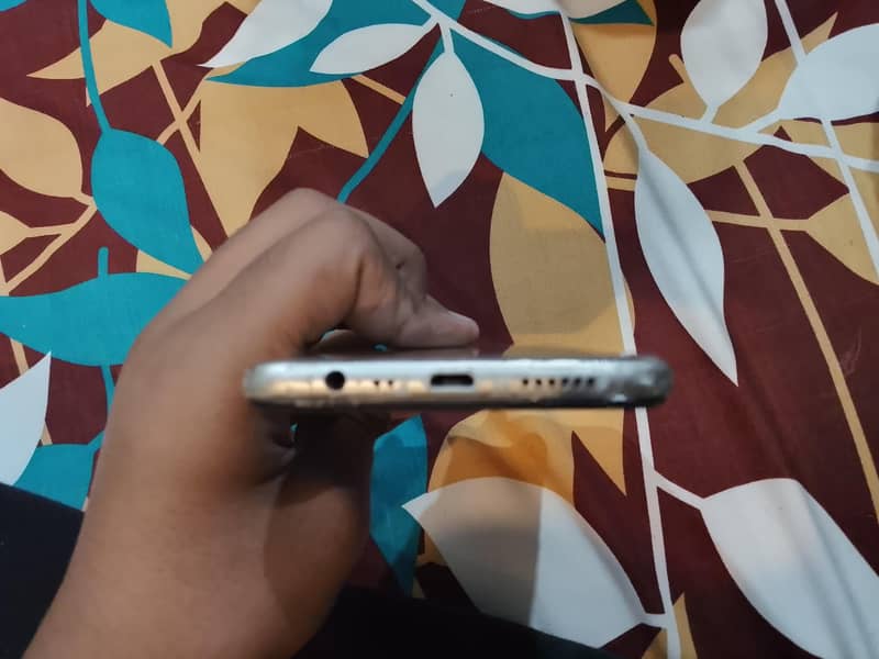 OPPO A5s 4