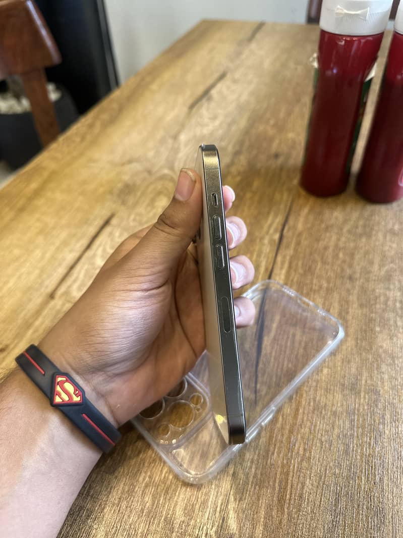 Apple iPhone 14 Pro 3