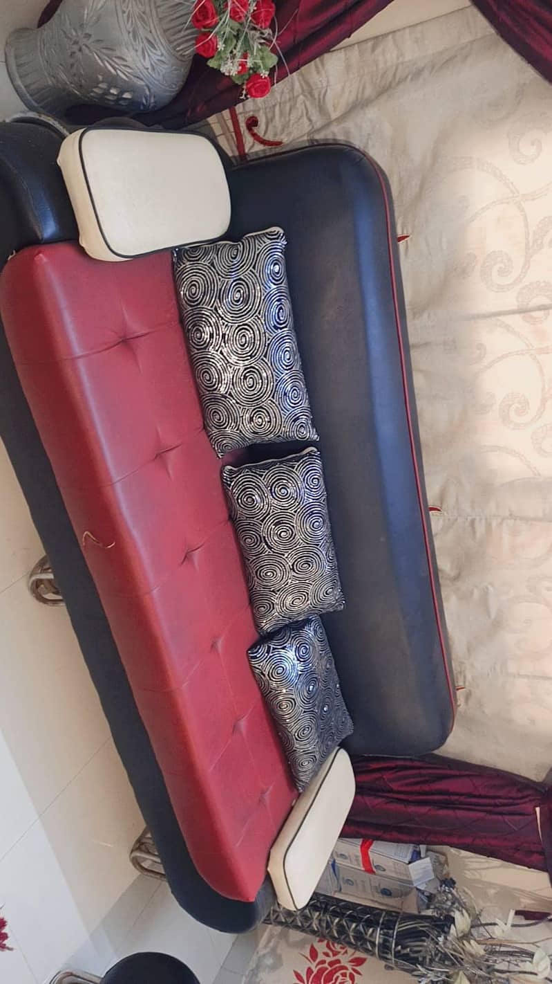7 seater with table 2