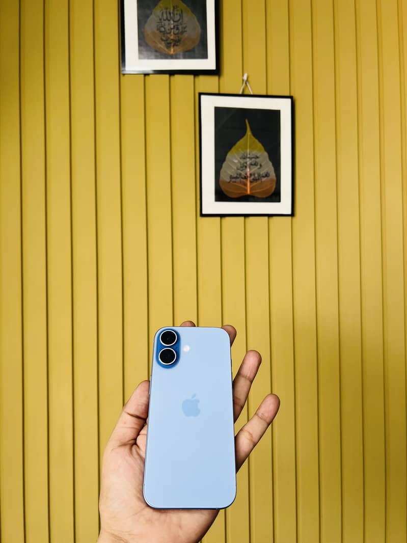 Apple iPhone 17 0