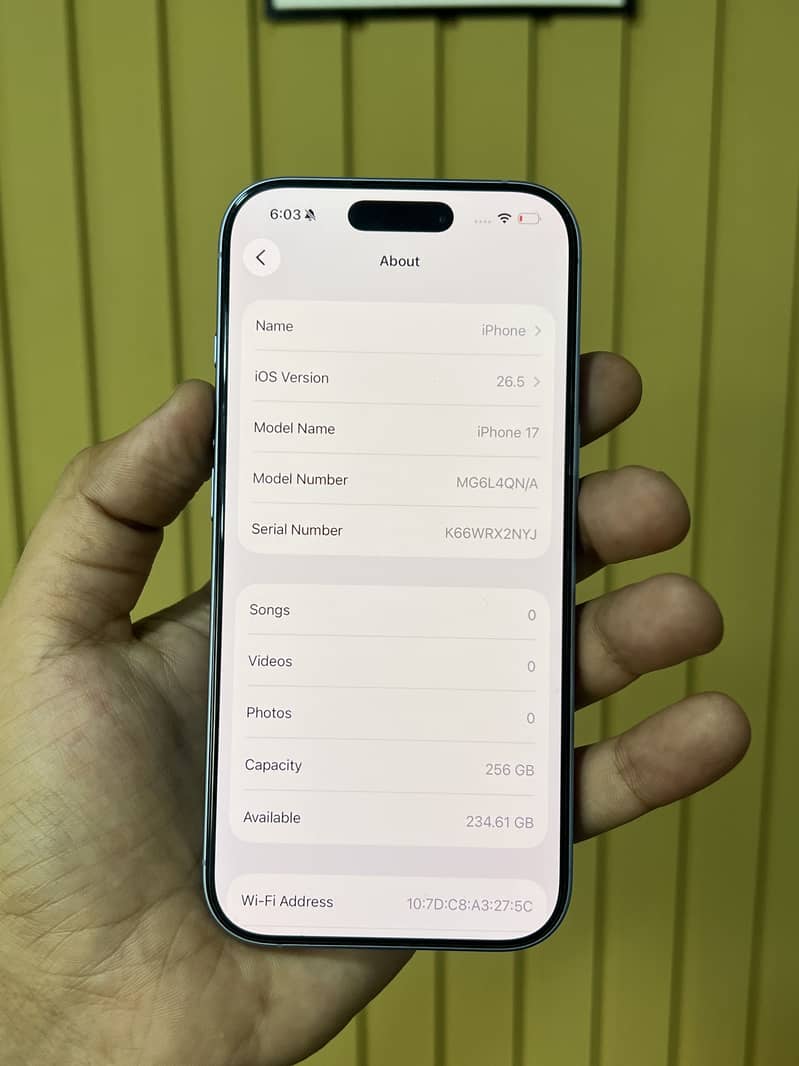 Apple iPhone 17 2
