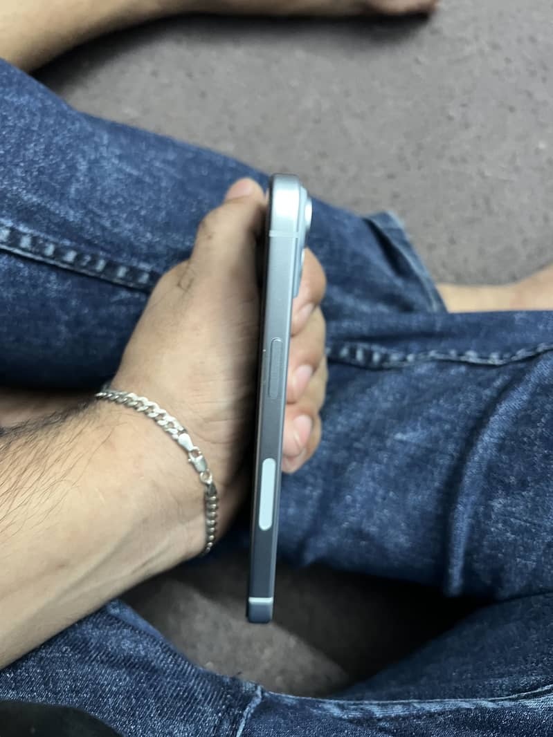 Apple iPhone 15 1