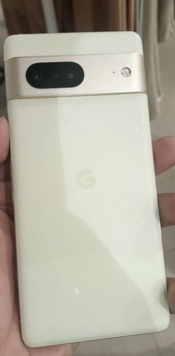 Google Pixel 7 5