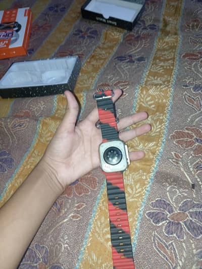 this watch is used but working very smoothly