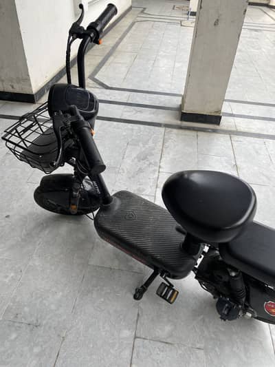 Metro scooty for sale