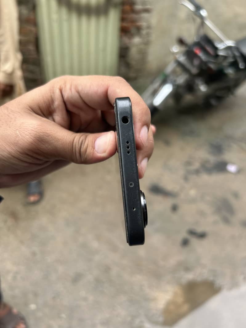 Xiaomi Redmi Note 13 4