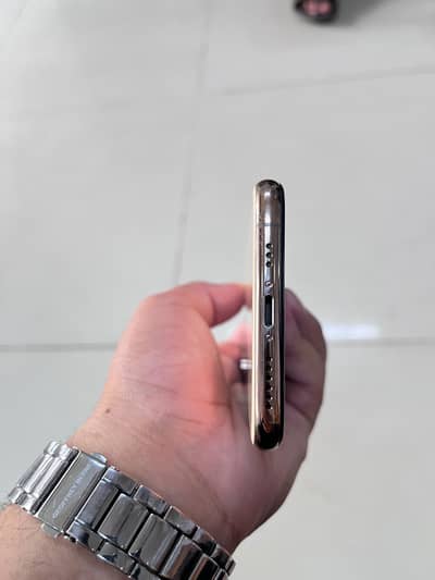 Apple iPhone XS