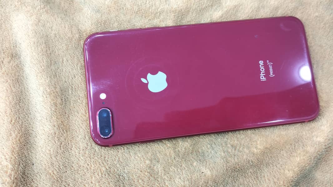 Apple iPhone 8 Plus 0