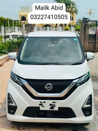 Nissan Dayz Highway star s Hybrid    03227410505