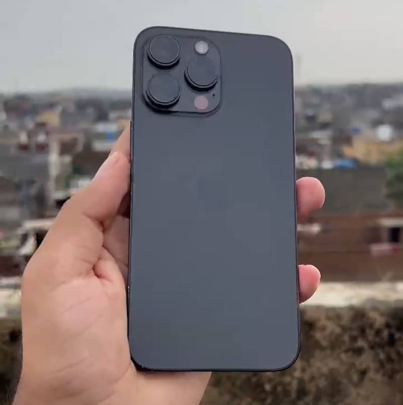 Apple iPhone 14 Pro Max 2