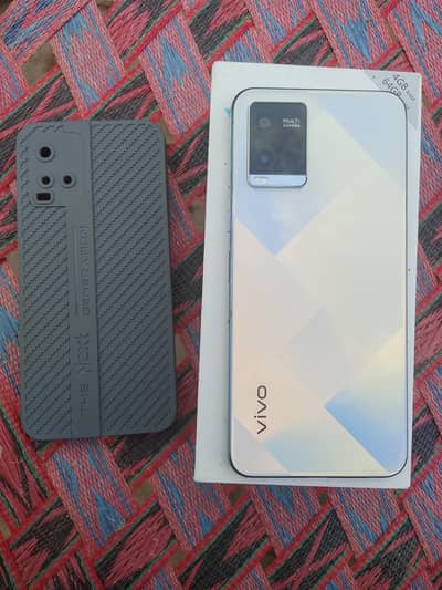 Vivo Y21 exchange posibal 4+1/64 condition 10/9