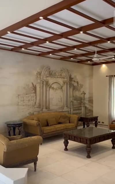 DEFENCE 700 YARDS BEAUTIFUL BUNGALOW FOR RENT