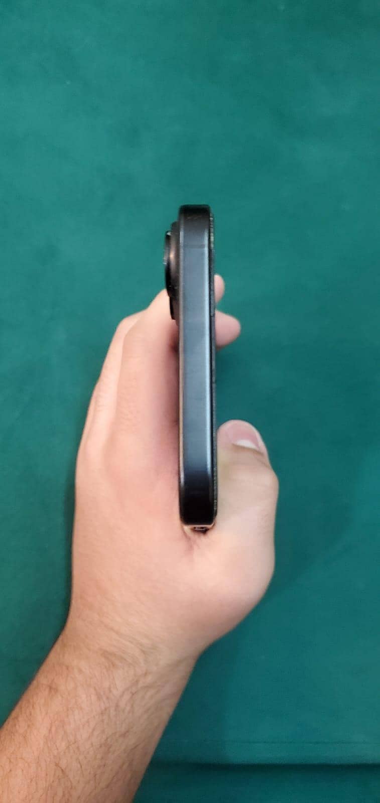 Apple iPhone 16 Plus 1