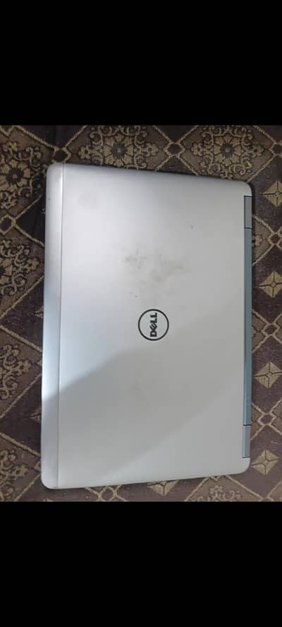 Dell laptop core i5 4th gen 8GB Ram 128gb ssd