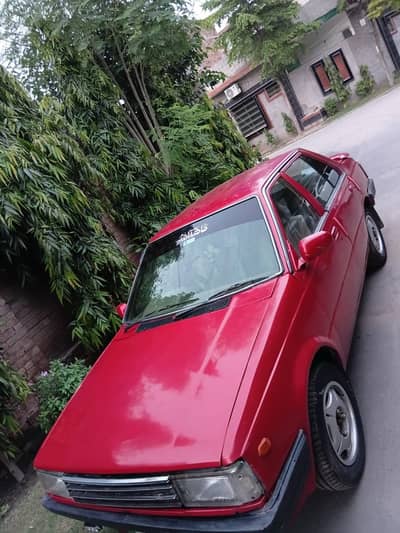 Nissan Sunny 1985