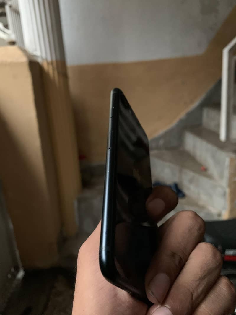 Apple iPhone SE 5