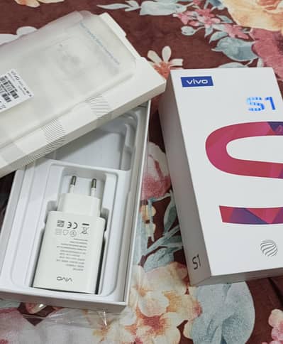 Vivo S1