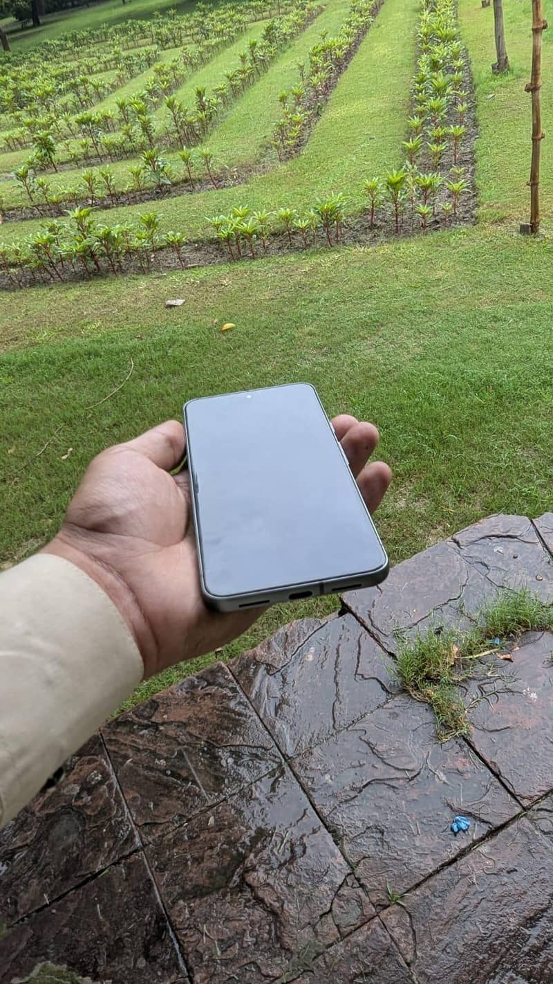 Google Pixel 8 7