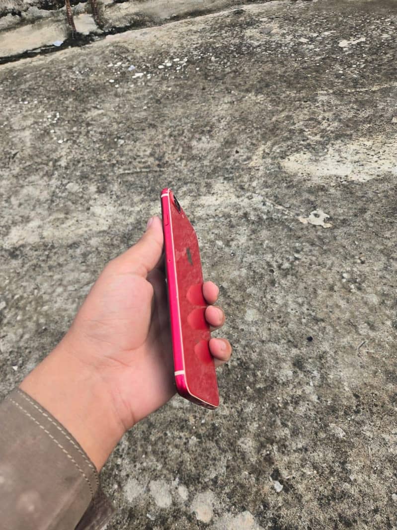 Apple iPhone 8 Plus 3
