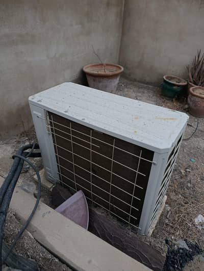 gree inverter AC 1 ton