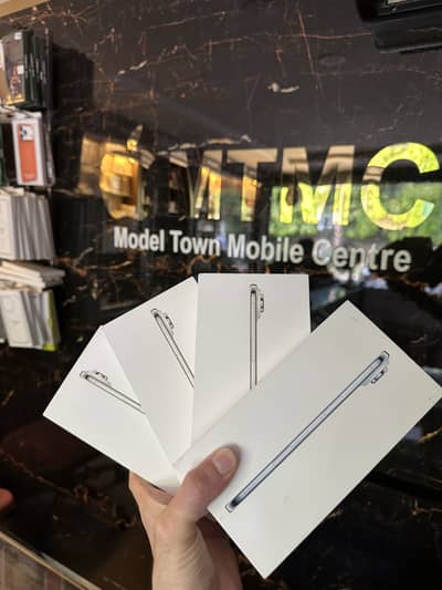 Apple iPhone 17 Air jv