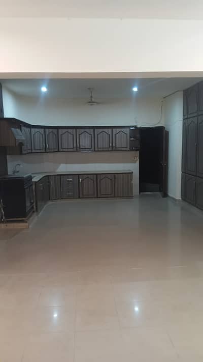 10 Marla Upper portion Available For Rent In Raceviw Park Opposite Service Hospital