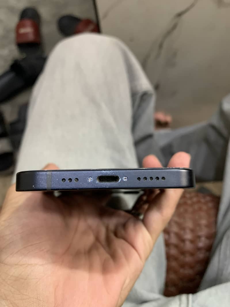Apple iPhone 12 0