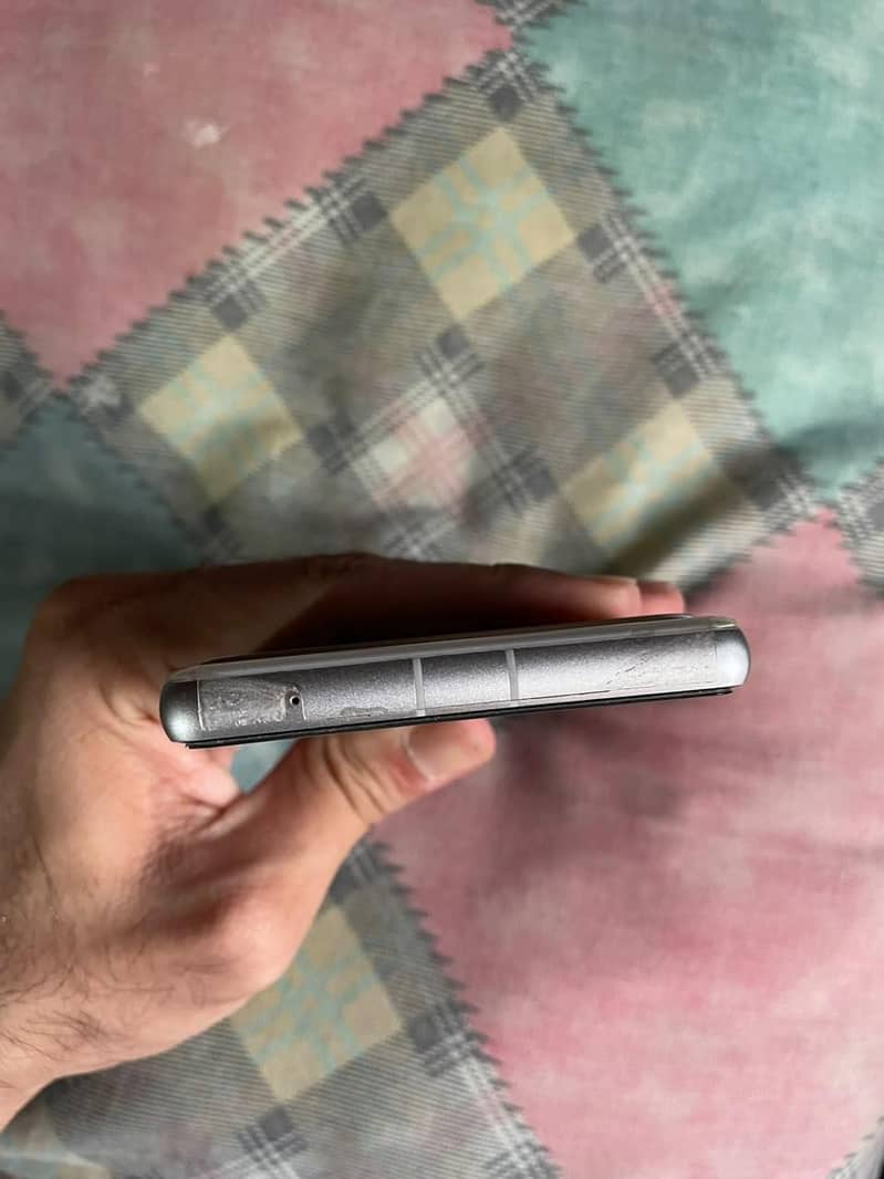 Google Pixel 7a 10