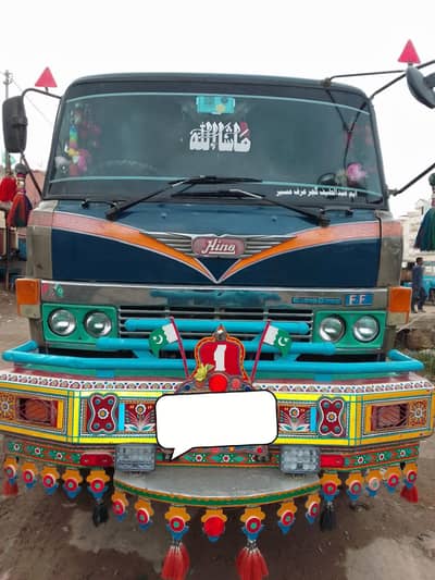 Hino 1987