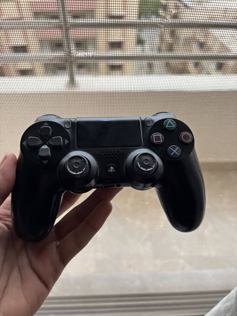 Ps4 slim 3