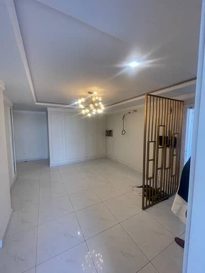 2 Bed Flat For Sale In Bahria Town Lahore