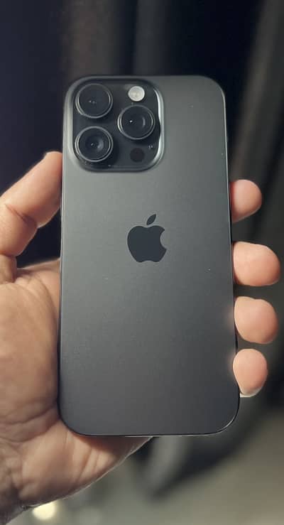 Apple iPhone 16 Pro