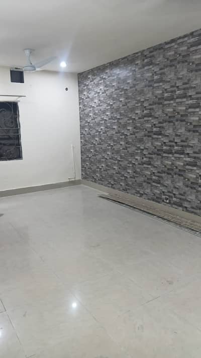 5 Marla Full Hose for Rent in Larches Colony Near to Mughal pura
