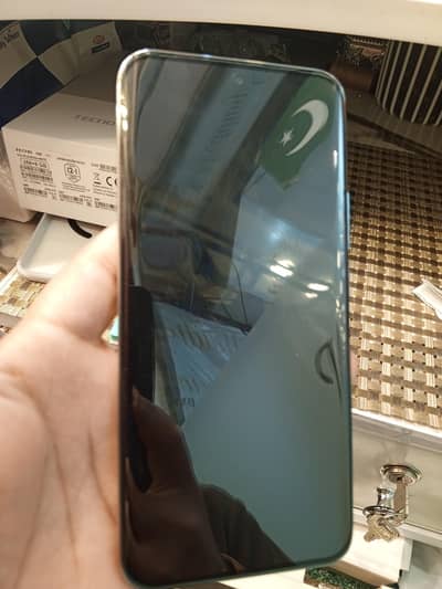 Techno spark 40 pro plus