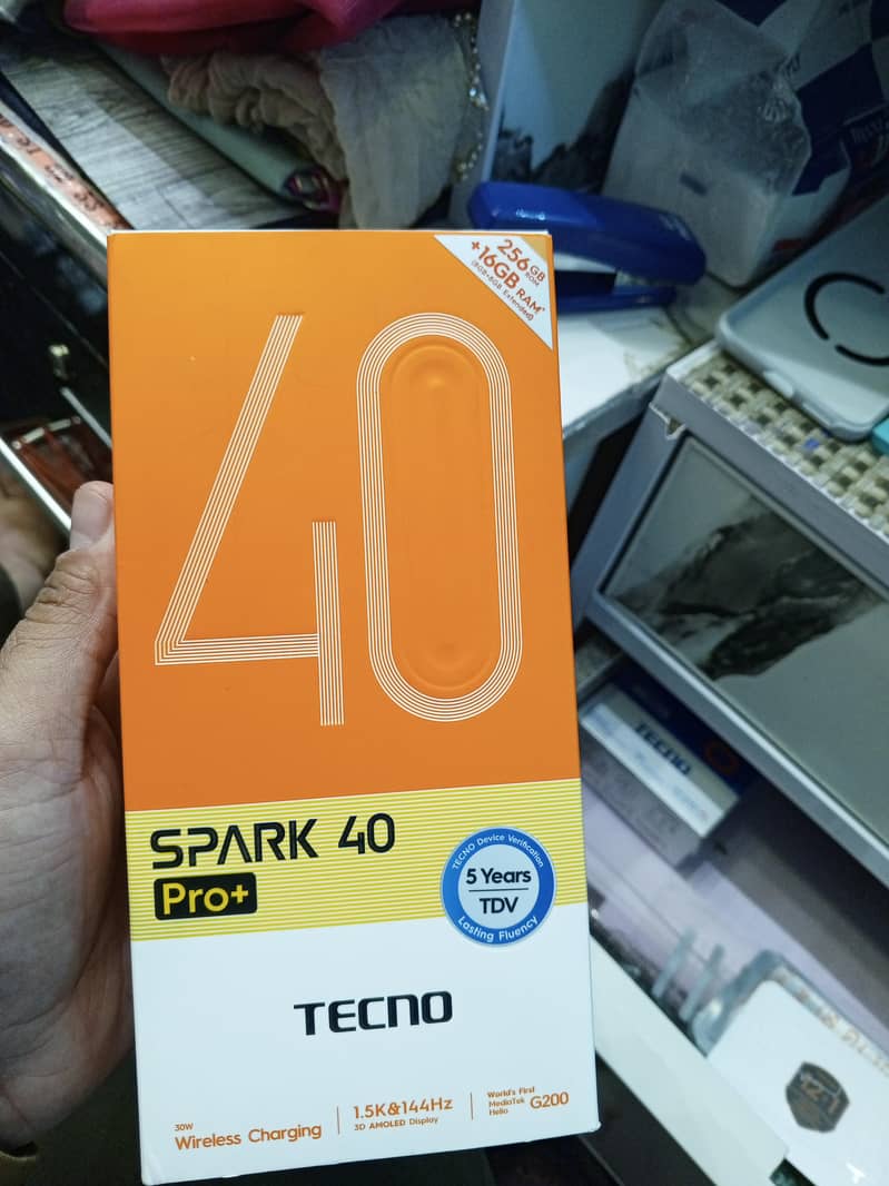 Techno spark 40 pro plus 6