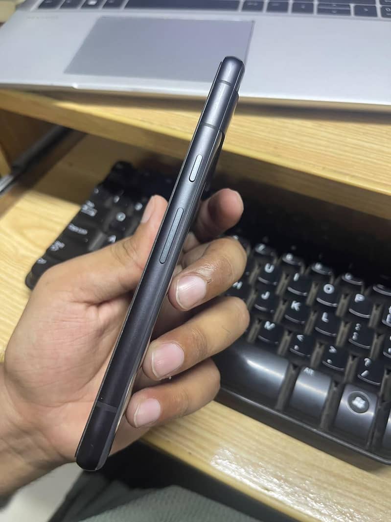 Google Pixel 7a 3