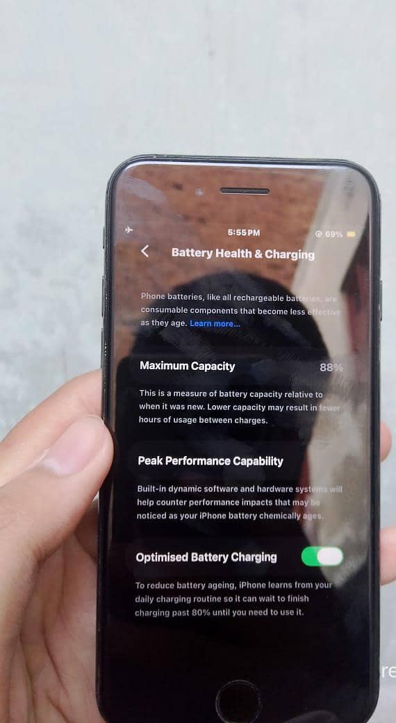 Apple iPhone se 3 7