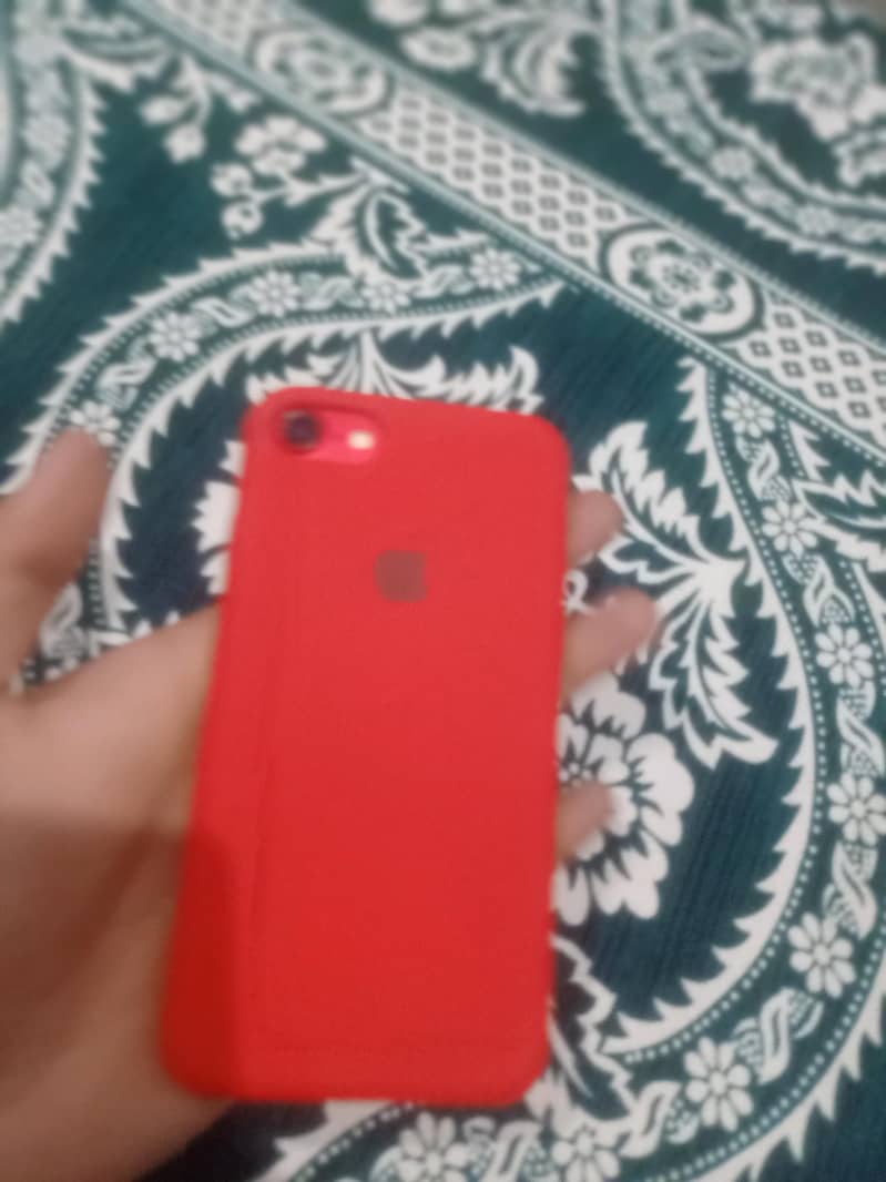 Apple iPhone 7 7