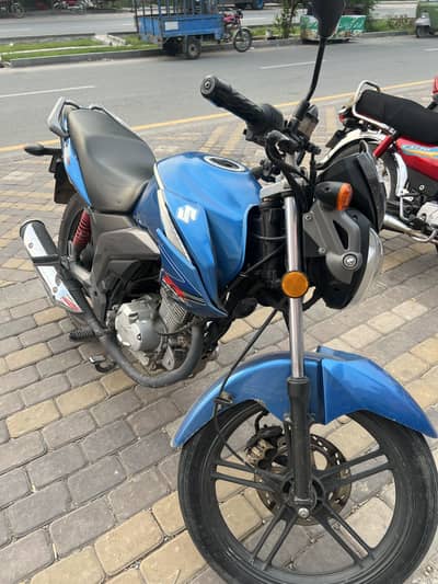 Suzuki GS 125