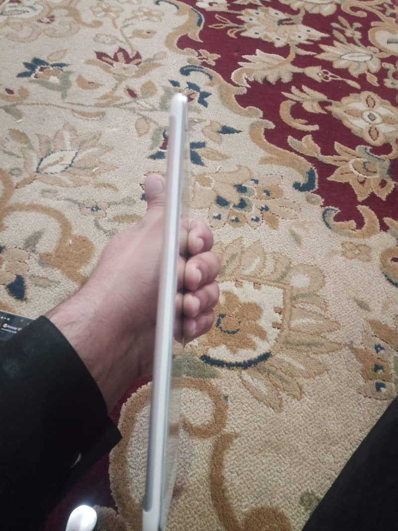 Huawei Iped 9