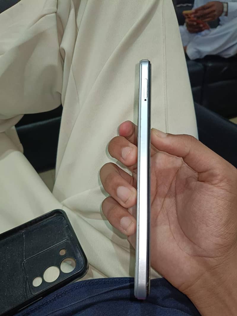 Infinix Note 12 2