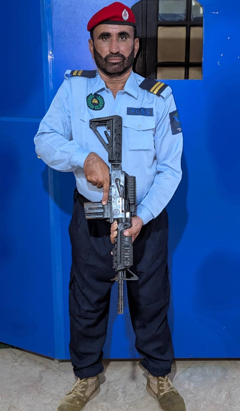 Armoured Guard Security services / Security Guard / Security Services 16