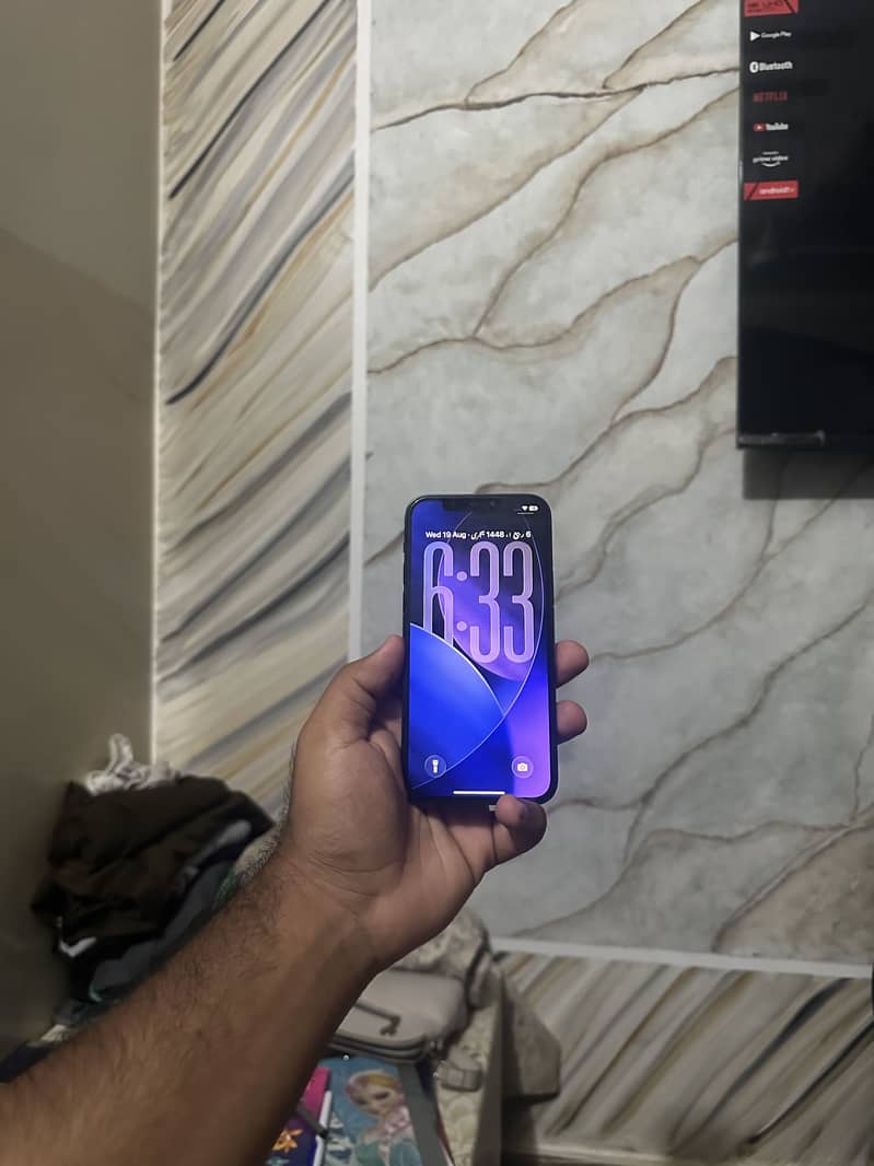 Apple iPhone 12 1