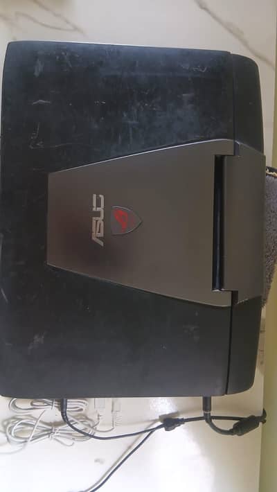 ASUS GAMING LAPTOP, 10/10 CONDITION.