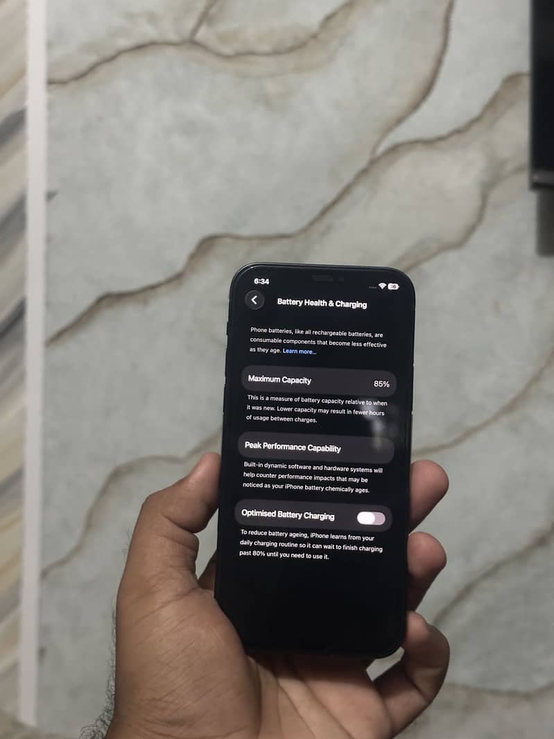 Apple iPhone 12 6