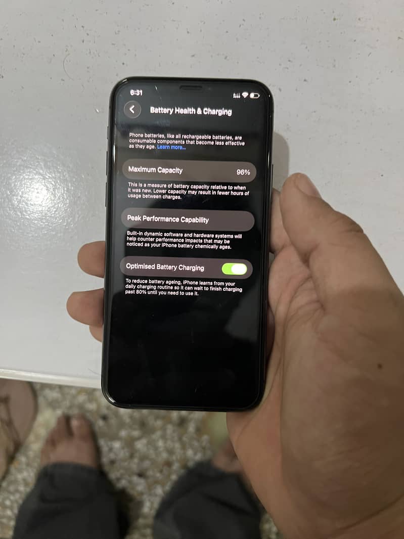 Apple iPhone 11 Pro 3