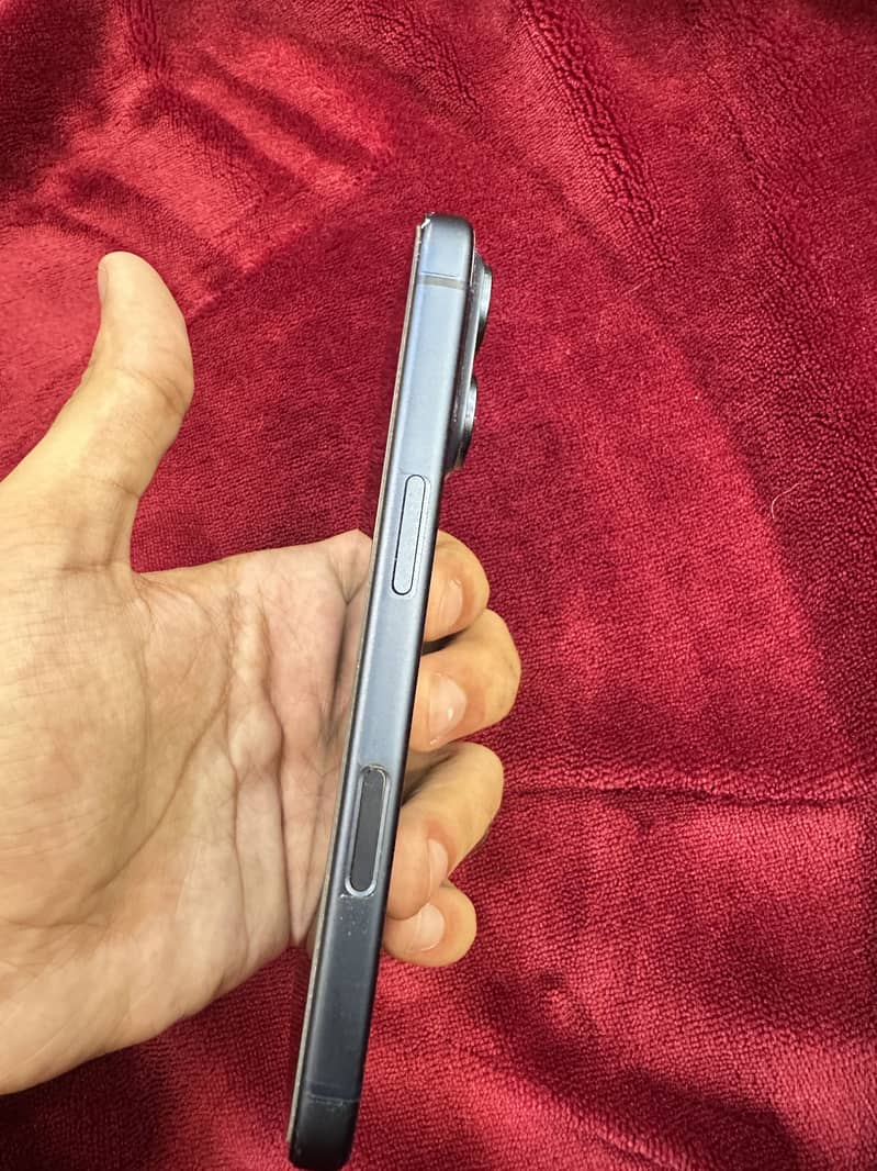 Apple iPhone 17 Pro 1