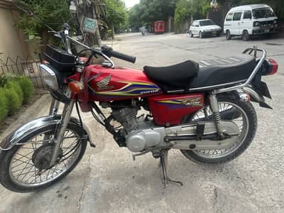 Honda 125 | 54K Driven Only | 10/10 condition | One Hand Use